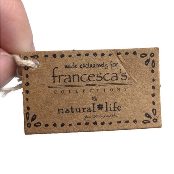 NWT Francesca’s Bring Sunshine Happy Flask & Funnel - Picture 8 of 9